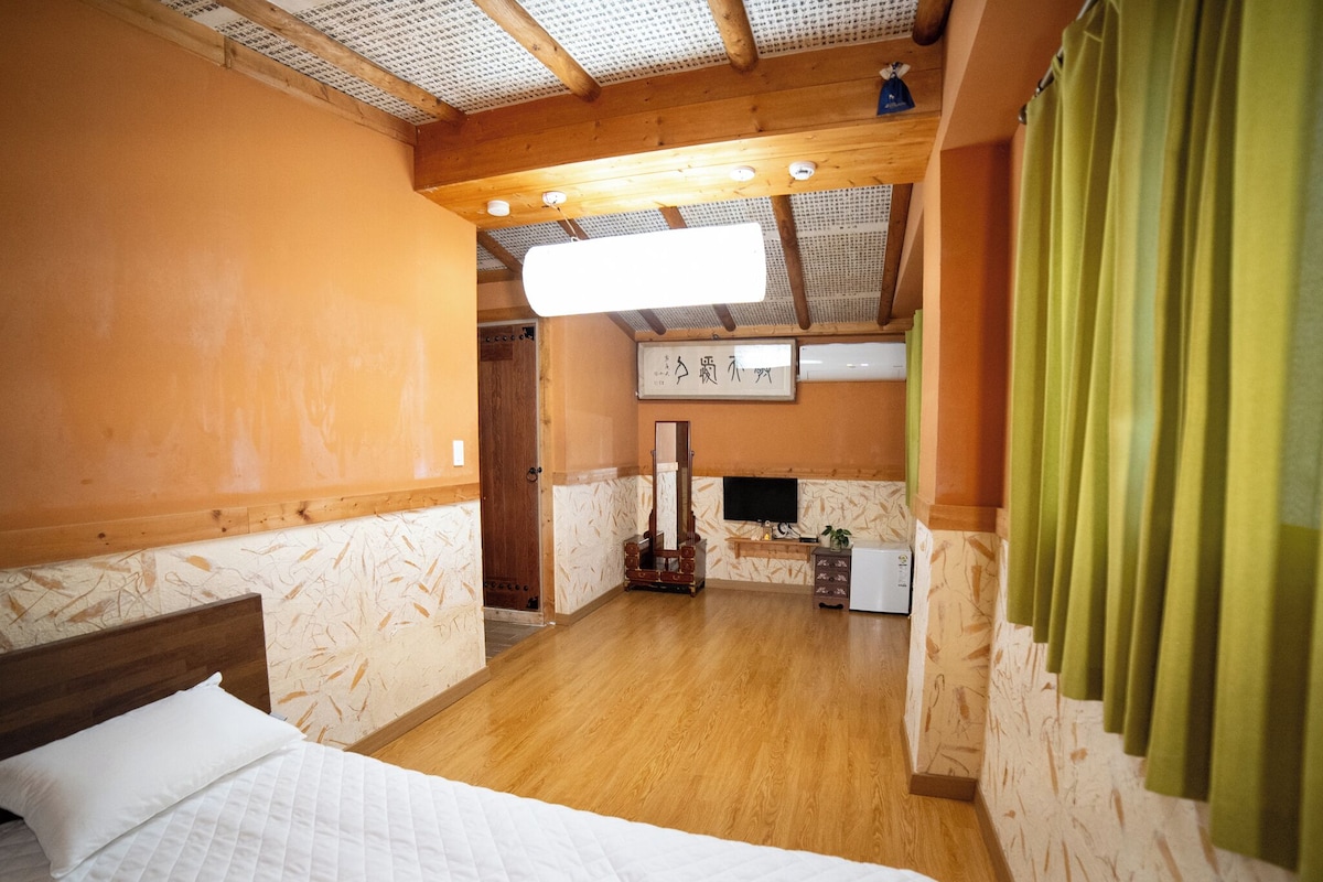 Kamar Keluarga, pemandangan kebun | Wi-Fi gratis