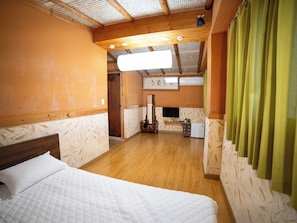 Kamar Keluarga, pemandangan kebun