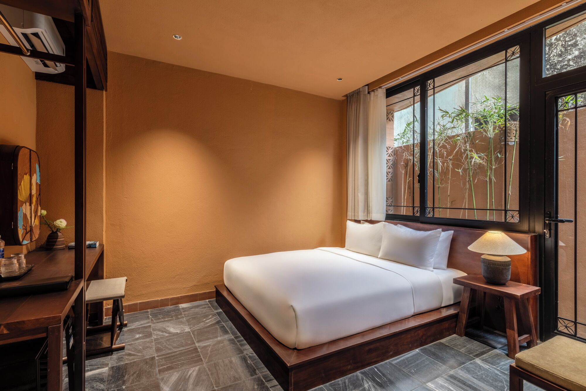 Standard Double Room, Balcony | Minibar, desk, blackout drapes, iron/ironing board (on request)