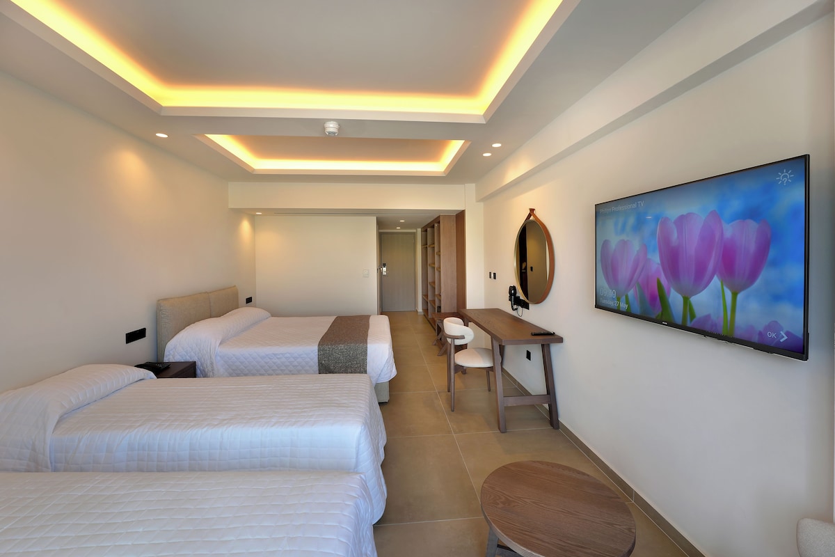 Blackout curtains, soundproofing, free cots/infant beds, free WiFi