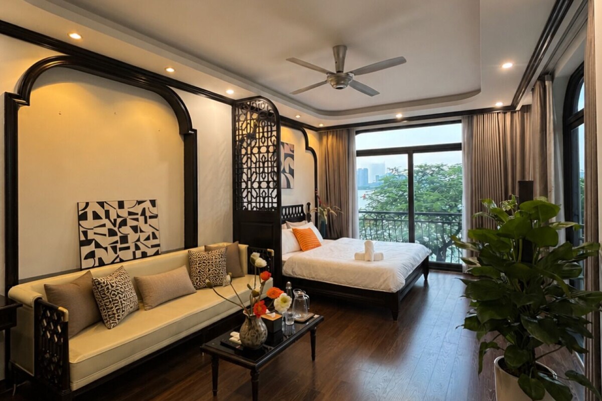 Studio Standar, balkon, pemandangan danau | Meja kerja, ruang kerja ramah laptop, dan Wi-Fi gratis