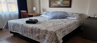 White Rose GuestHouse