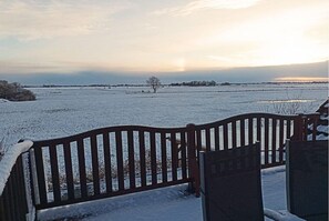 Untagged - Dreaming by the fireplace (Wangerland)