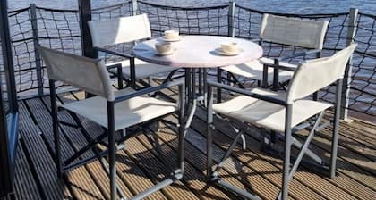 Houseboat in Anjum with swimming pool