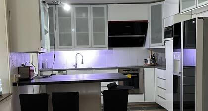 Cosy home 200 Sqm