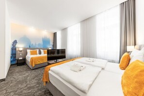 Quadruple Room, City View - A1 Royal Plaza (Hlavní město Praha)