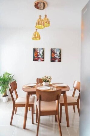 Dining - Vrbo Property (Santo Domingo Este)