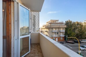 Property grounds - Apartment 'Bentu E Mare' with Sea View, Wi-Fi and Air Conditioning (Alghero)