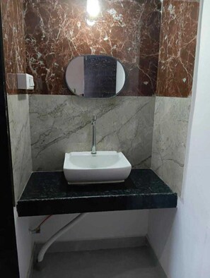 Bathroom - Coastal Heaven (Raigad)