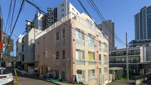 Unclassified image, 2 of 15, button - Sakura Court Ebisu (Shibuya)