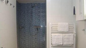 Bathroom - 14 in the Quisisana house (Westerland)