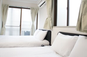 Quadruple Room, City View - MX House (Toshima City)