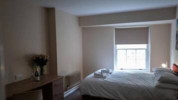 Habitación doble | Tabla de planchar con plancha y wifi gratis