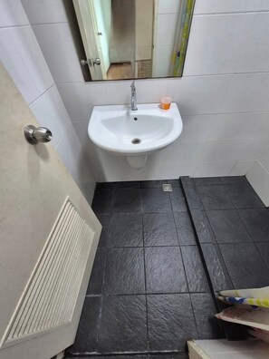 Unclassified image, 3 of 9, button - Tony Room The Trust Pattaya (Muang Pattaya)
