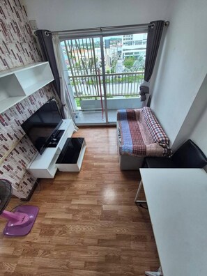 Unclassified image, 4 of 9, button - Tony Room The Trust Pattaya (Muang Pattaya)