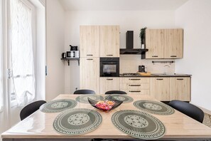 Dining - Vrbo Property (Salerno)