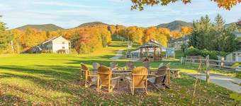 Smugglers Notch | Ski Escape | Pools & Slopes | 3BR • Sleeps 10