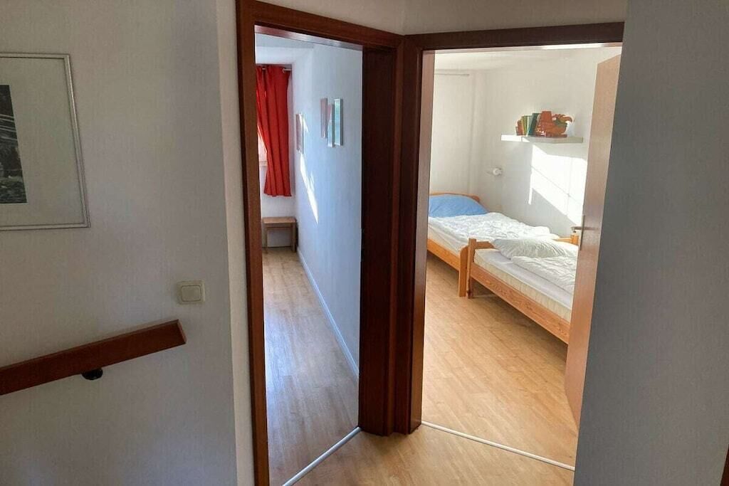Iron/ironing board, free WiFi