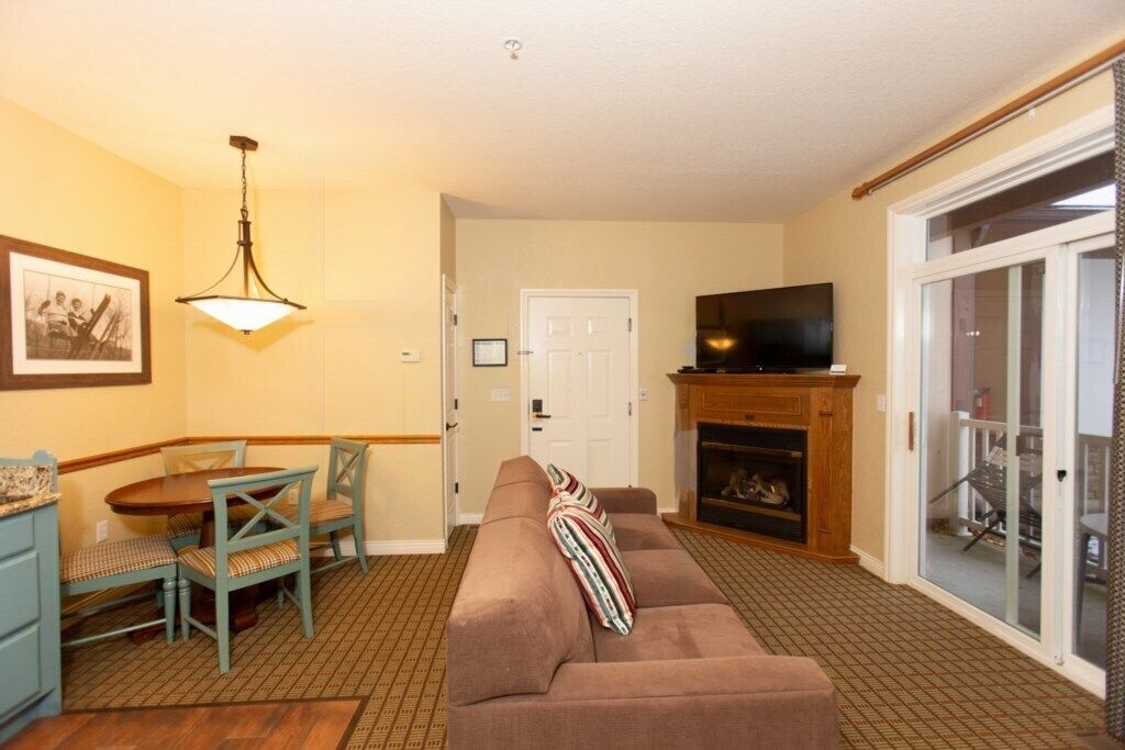 Boyne Falls | Ski & Pool Access | Mountain Adventure Stay - Boyne Falls, MI