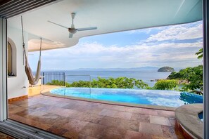 A private pool with a view of the sea and mountains. - Amazing View to los Arcos -4 Bedroom Villa (Puerto Vallarta)