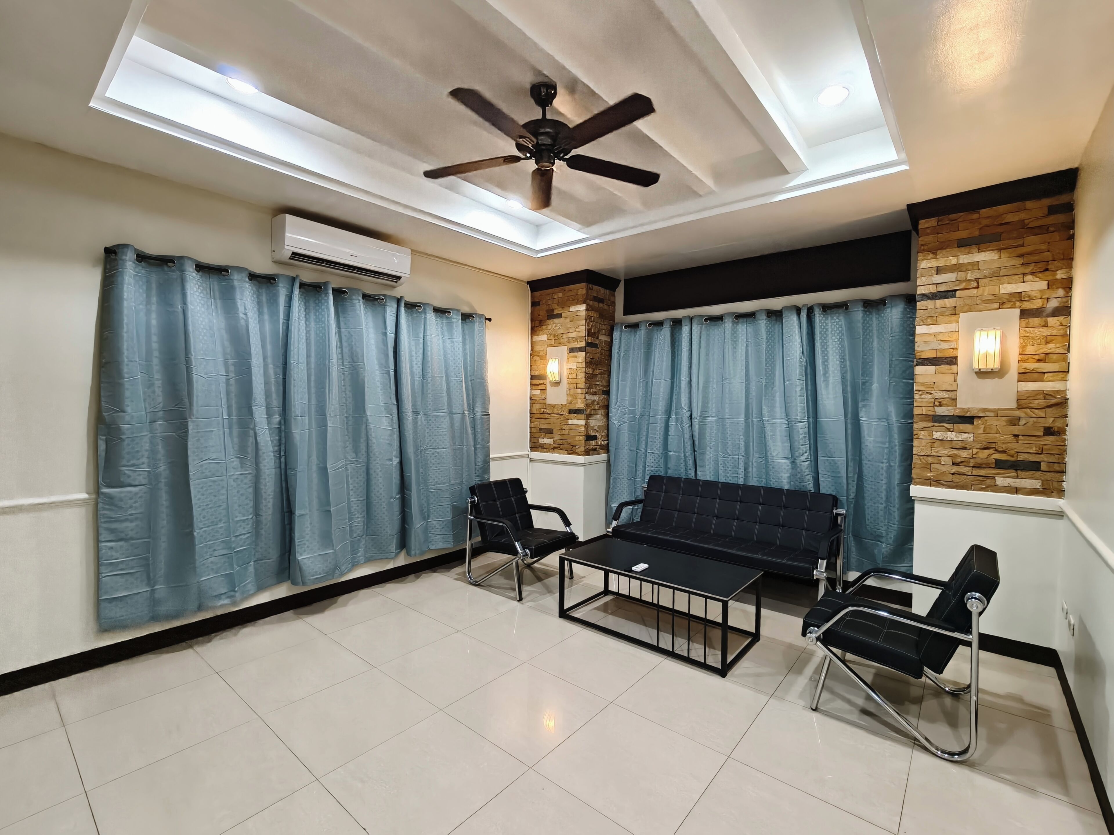 Spacious 3bedroom Private Villa Central Dumaguete, Excellent Convenient Location - Dumaguete