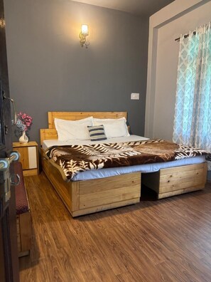 Family Suite with Kitchen