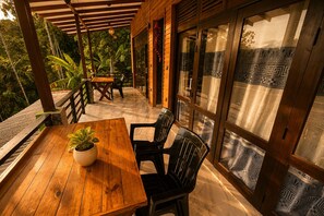 Unclassified image, 4 of 82, button - Nine Arch Jungle Inn (Ella)