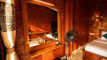 Habitación doble Deluxe, 1 cama King size, baño privado, vista a la montaña