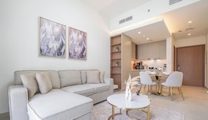 Apartemen Deluks, balkon, pemandangan kota | Area keluarga