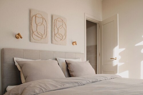 Olijf Room | Double Room with Private Bathroom | Near Utrecht