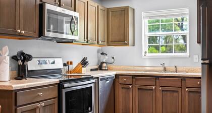 Roadmap Lodging: Central J, 2BR Downtown Apartment, Monthly