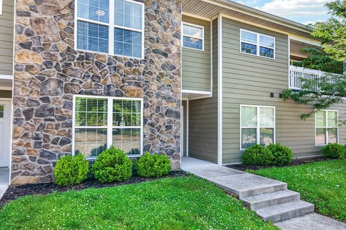 Roadmap Lodging: Central J, 2BR Downtown Apartment, Monthly