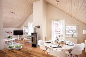 Untagged - Holiday apartment with 2 bedrooms (Greetsiel)