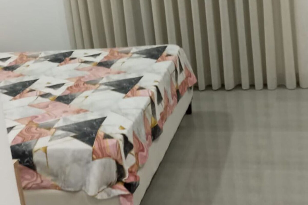Apartemen Keluarga, asrama campuran, balkon, pemandangan lembah