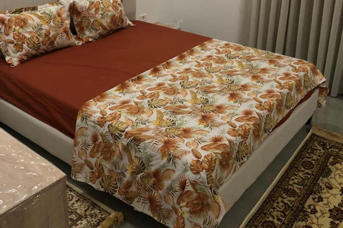 Apartemen Comfort, 2 kamar tidur, balkon, pemandangan pantai