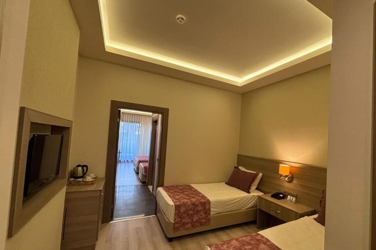 In-room safe, soundproofing, iron/ironing board