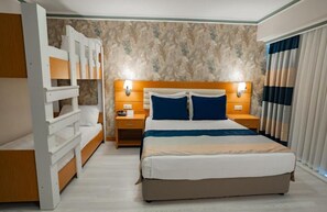 In-room safe, soundproofing, iron/ironing board - Master Family Club Hotel (Manavgat)