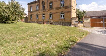 Apartment 'Zweibettzimmer Am See' with Shared Terrace, Shared Garden and Wi-Fi