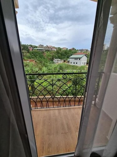 Charming 2-bedroom Apartment in Yaoundé - Comfortable Living