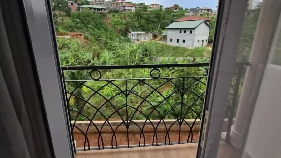 Charming 2-bedroom Apartment in Yaoundé - Comfortable Living