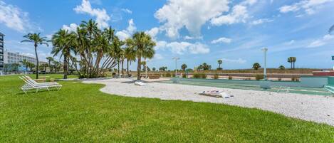 Tropic Terrace Grounds