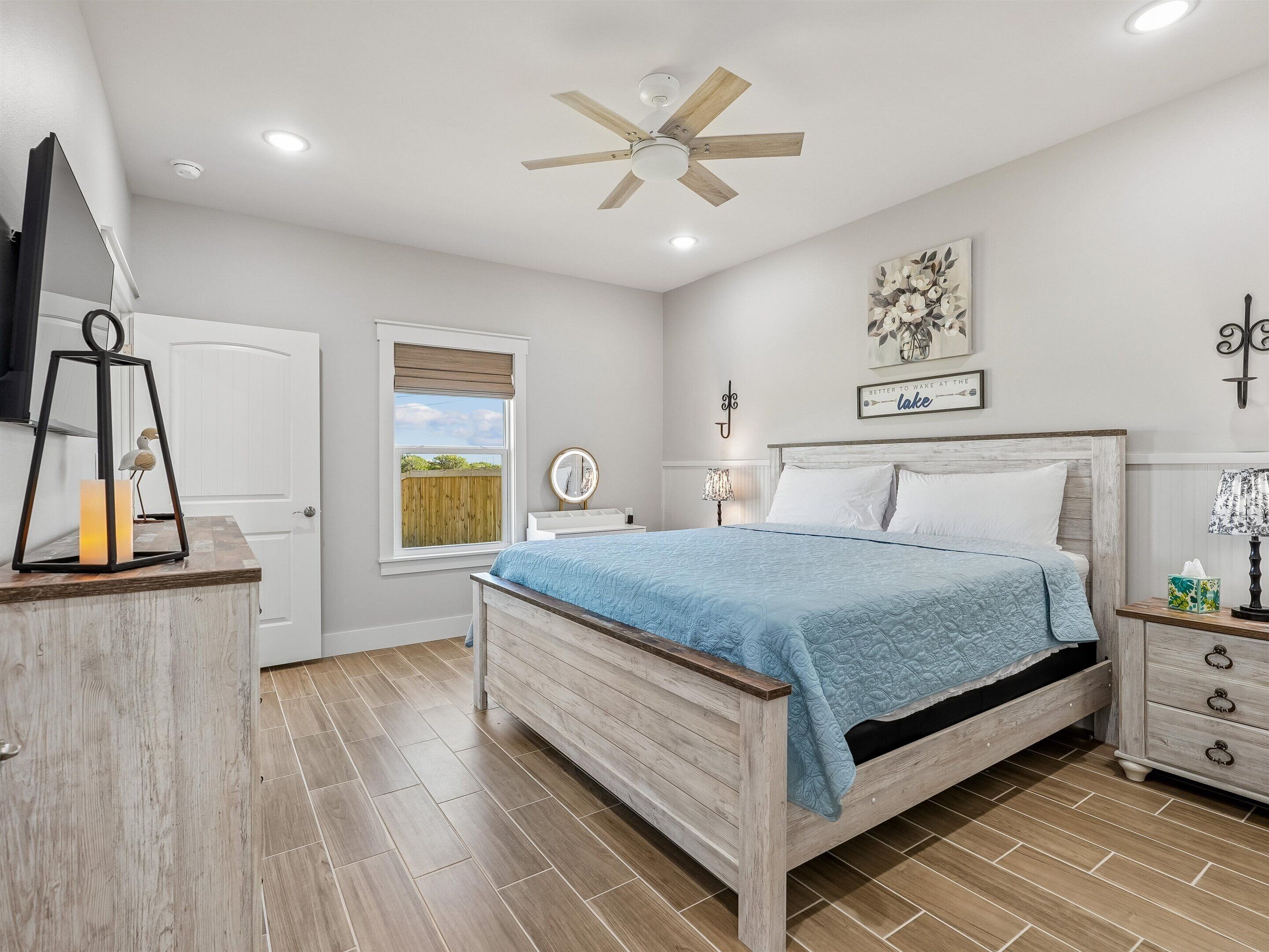 The Ginger | Canal Front Dream + Boat Dock - Bayside, TX