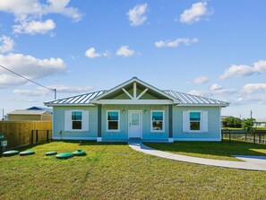 Exterior of Home - The Ginger - Rockport Casitas | Canal Front w/ Private Boat Launch + Dock! (Rockport)