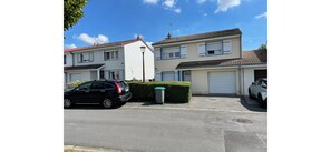 Exterior - 3-bedroom family home with parking, perfect for exploring Arras and the surrounding area (Anzin-Saint-Aubin)