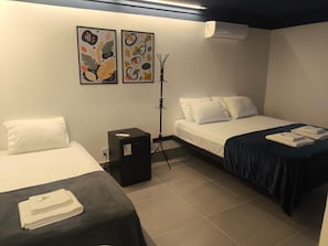 Suite | WiFi (free), bed sheets