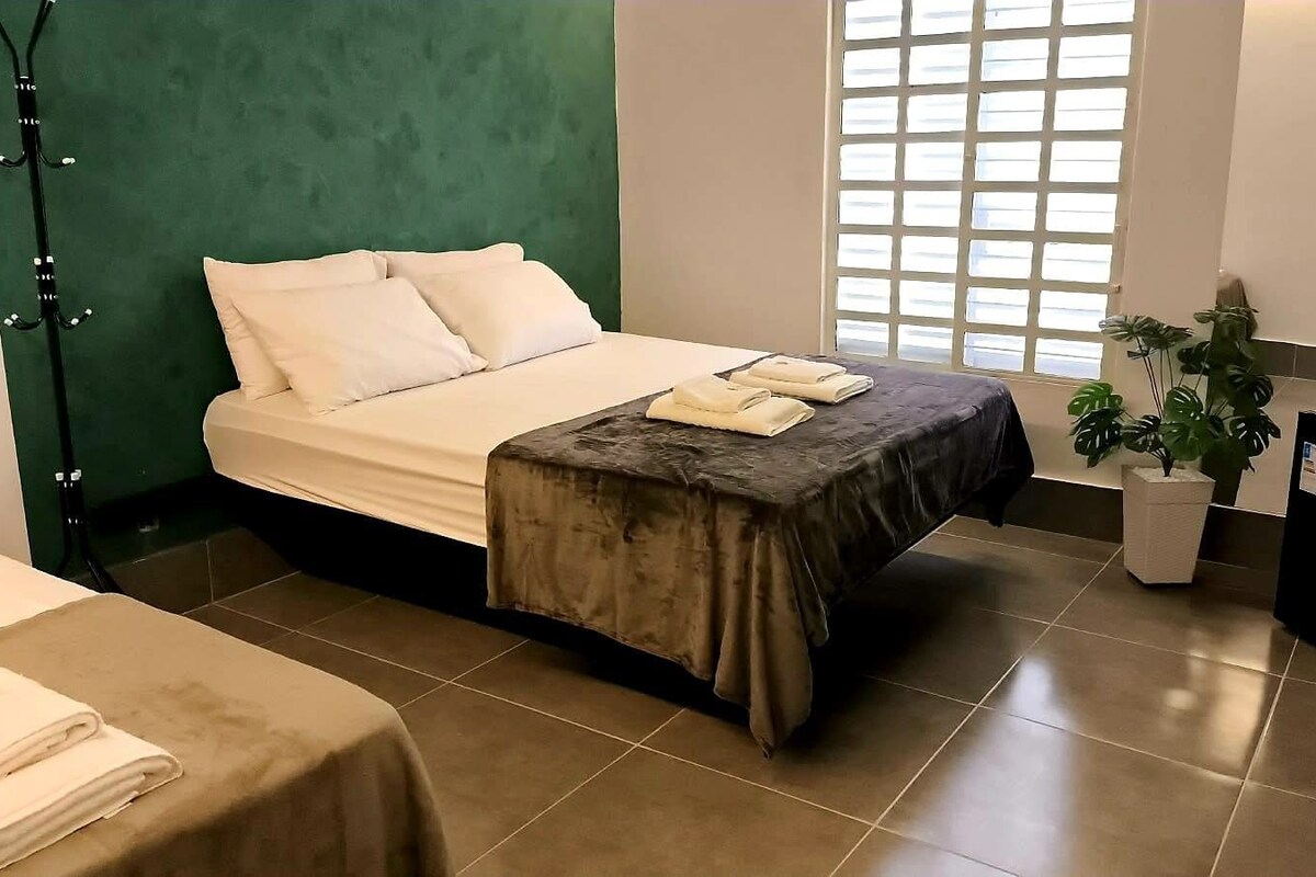 Suite | WiFi (free), bed sheets