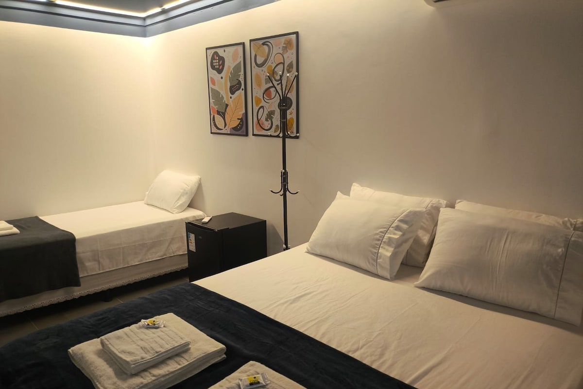Suite | WiFi (free), bed sheets