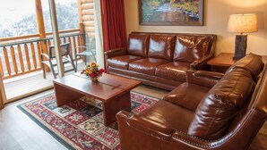 Unclassified image, 5 of 9, button - Spend Christmas week in a beautiful Smoky Mountain resort with onsite waterpark! (Gatlinburg)