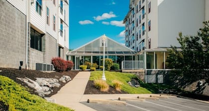 Hershey | Pool & Family Activities | 2BR Suite