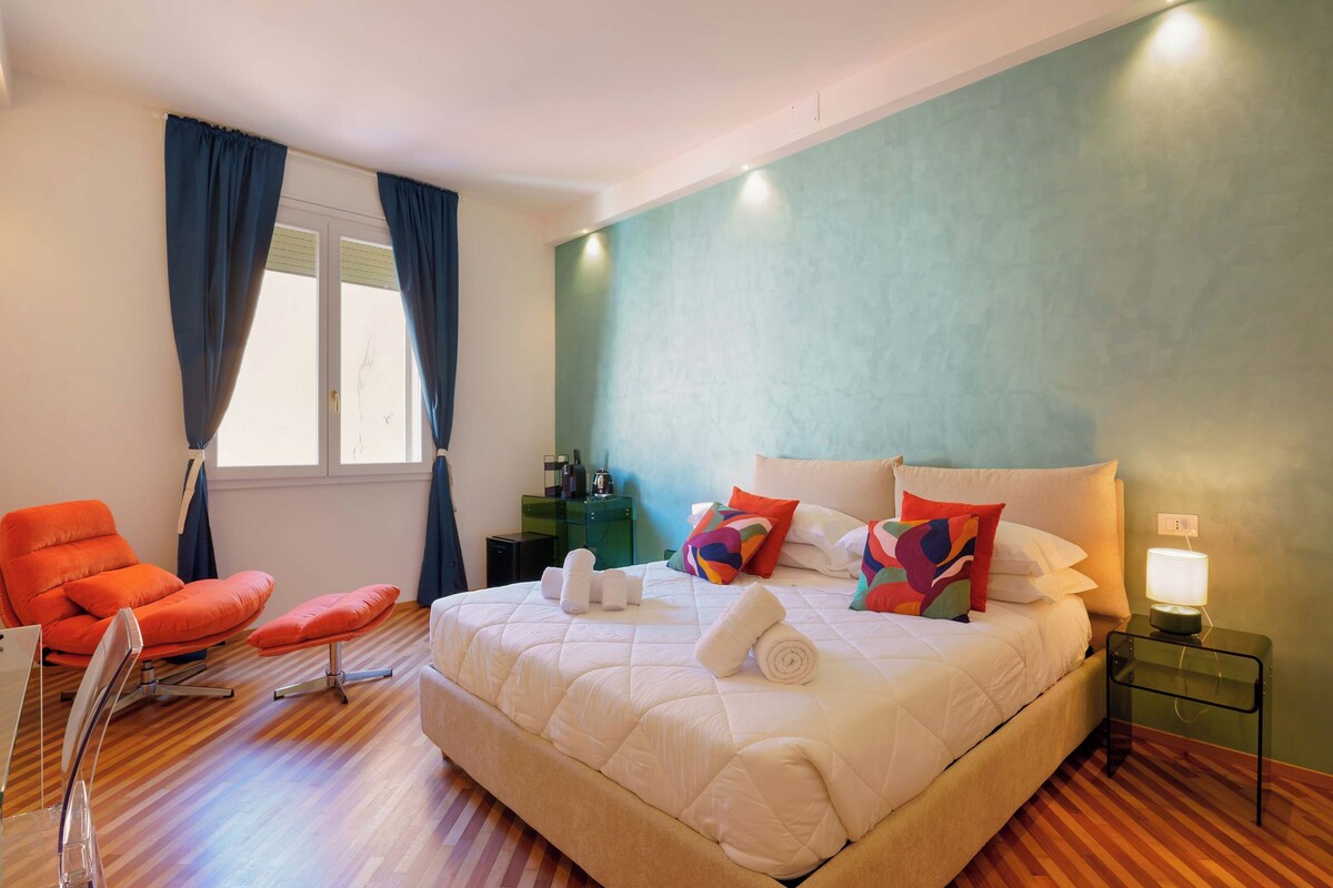 Superior Room | Desk, soundproofing, WiFi (free)